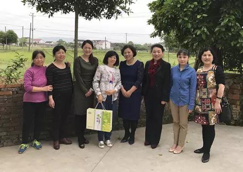 省妇联副主席卢妹香走访慰问浏阳市永安镇贫困"两癌"妇女家庭