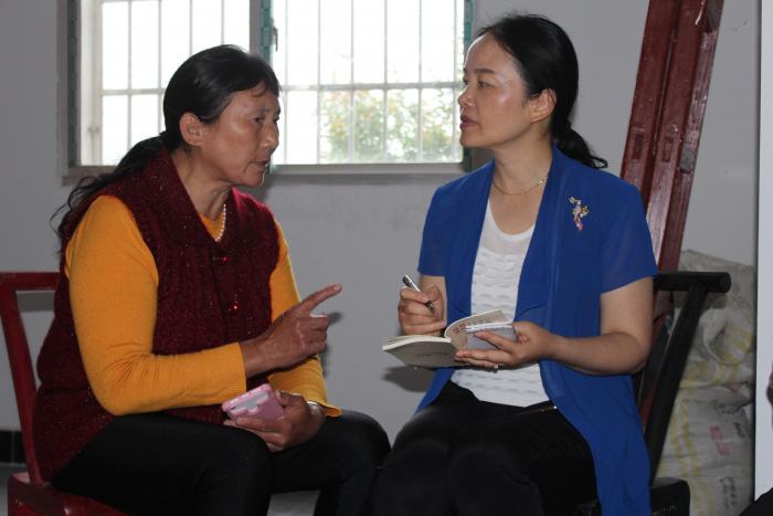 岳阳市妇联四个结合 做实扶贫政策宣传工作