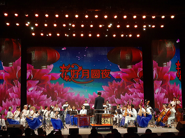 1 花好月圆.jpg
