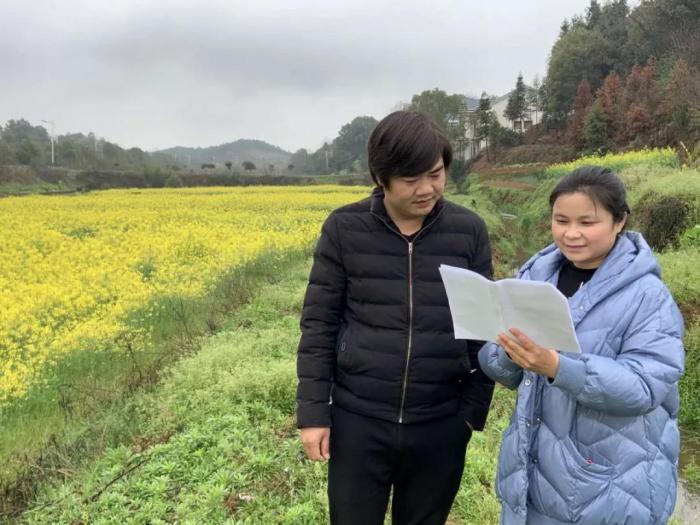 攸县渌田镇44岁女护师脱下白衣战袍却获得众人点赞