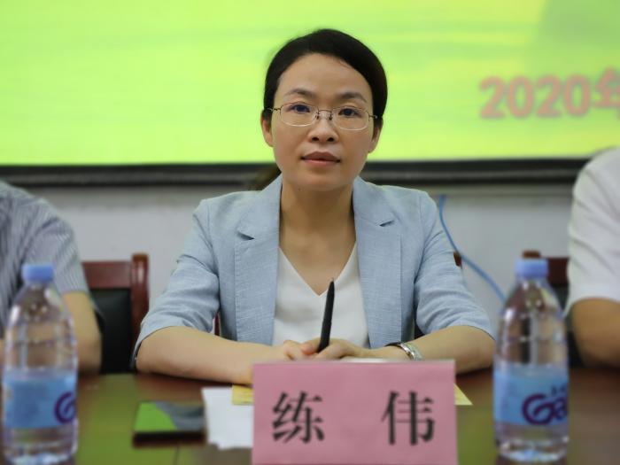 君山区女童权益保护百场宣讲启动仪式暨法治进校园活动