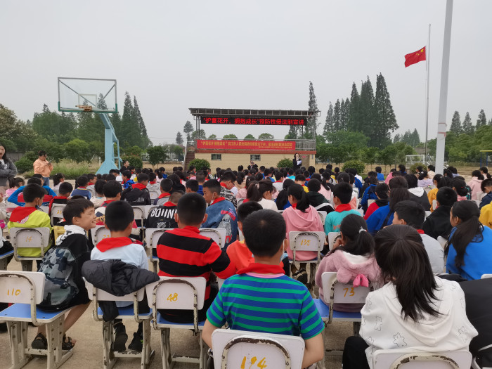 漉湖学校.jpg