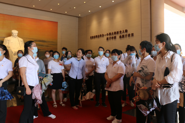 韶山党日活动1.png