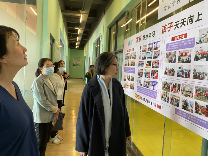 省妇联党组成员、副主席张媛媛一行考察慈利县妇女之家选址。.jpg