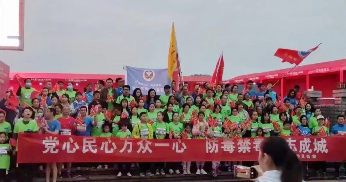 b07c4bf23aa4f8d3112ed982f63f4f9.jpg