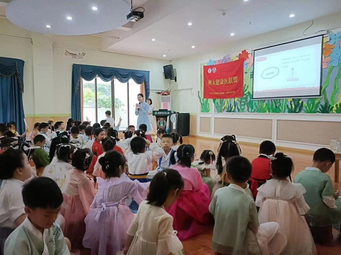 口腔健康知识宣教小课堂.jpg