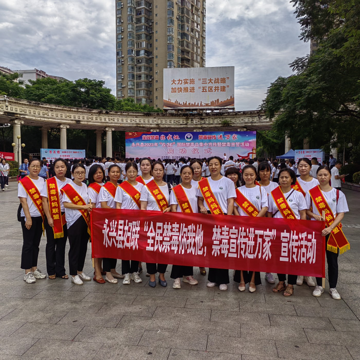 ceb792f52f4d8a3fed3ba307acee4c7.jpg