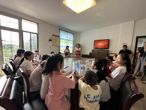 e032560fe06598e6f27048399ac926d_副本.jpg