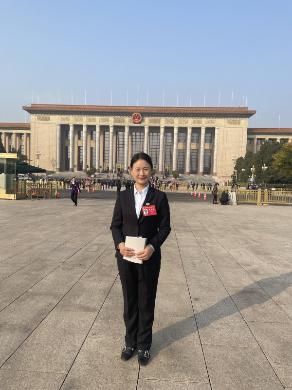 伍忠兵.jpg