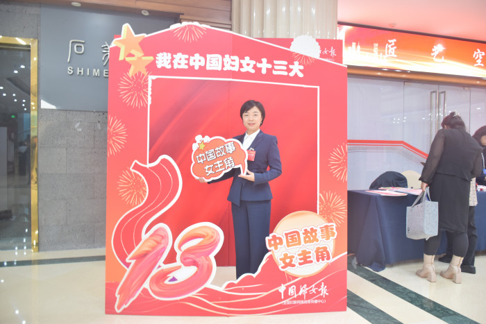 汪大容.JPG