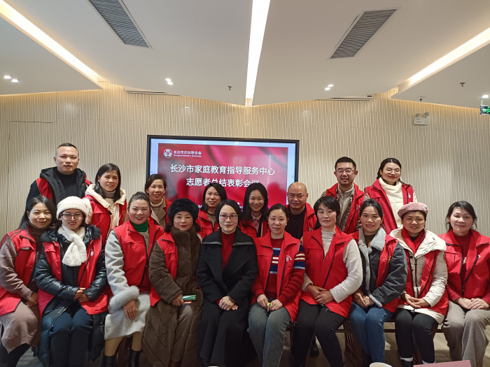 ceda35ff086767853e1b594f95d8d48.jpg