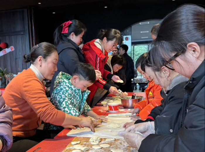 包饺子.png