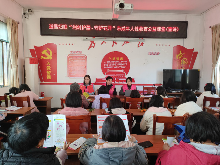 c6a579e5e519ccb66d832c9a20ef8e8.jpg