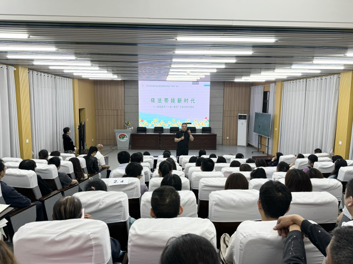 南方一小2.jpg