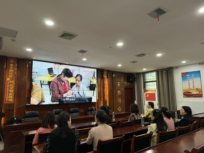 4.25 翠园街道李子园社区1.jpg