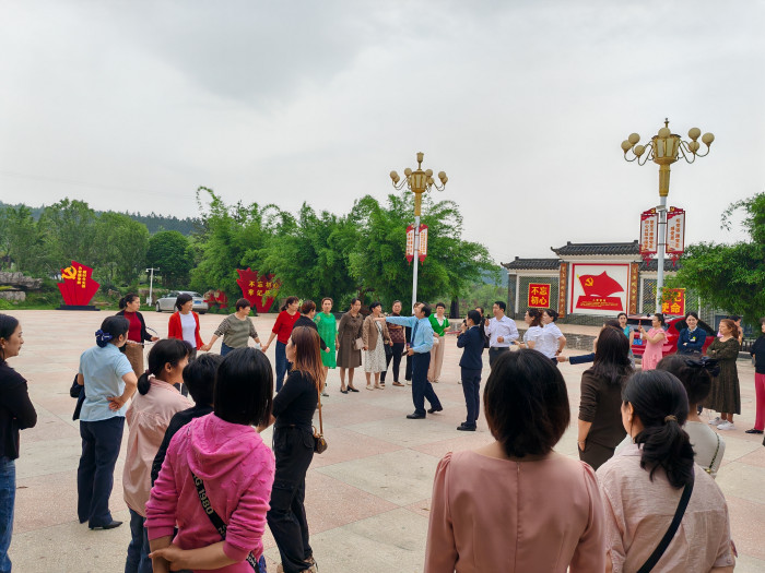 套圈圈.jpg