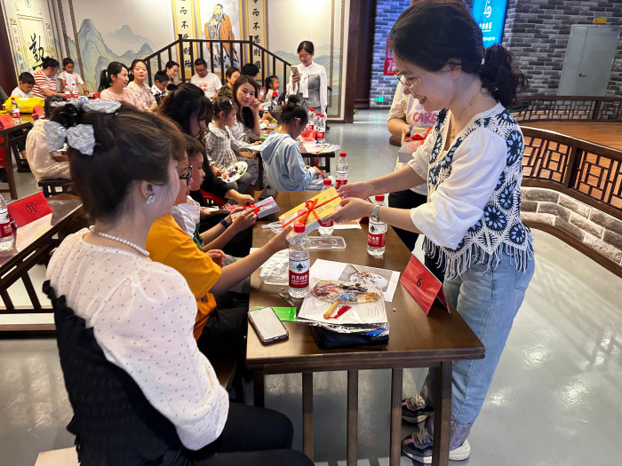 赠书确定图.jpg