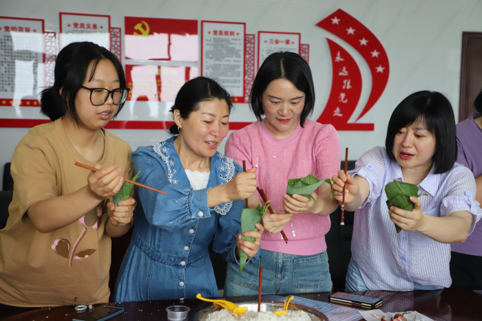 爱心妈妈2.jpg
