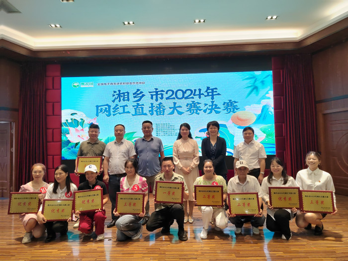 8baea12b13a428fdb7e93b6747ec6b7.jpg
