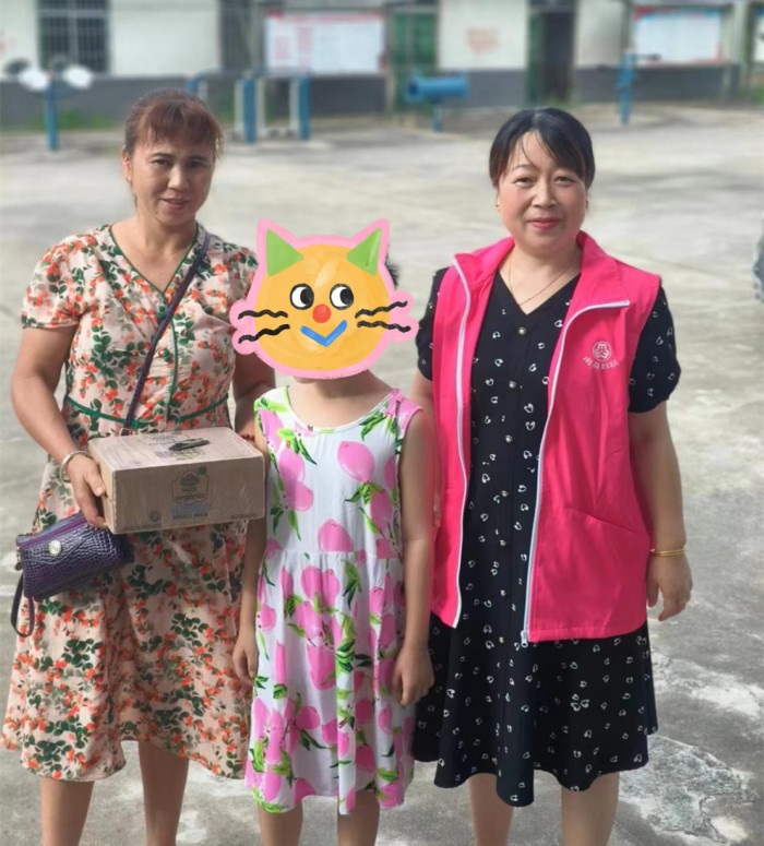 0730华阁牛奶.jpg