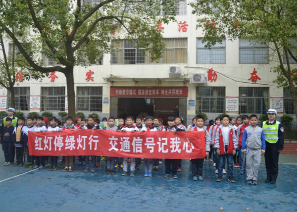 活动现场(1)_meitu_1.jpg
