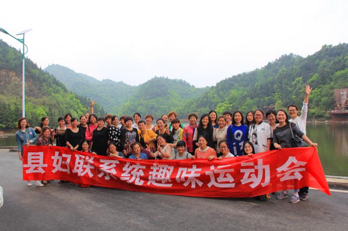 合影2.jpg