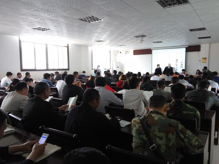 社区矫正人员集中学习.jpg