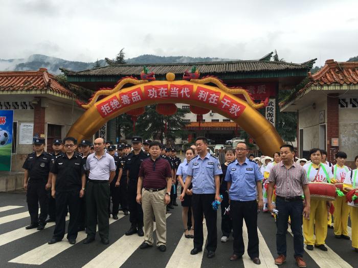 QQ图片20160627081745.jpg