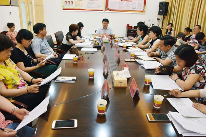 座谈会~1.JPG