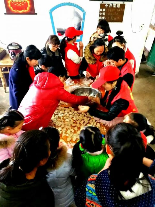 包饺子图片.jpg