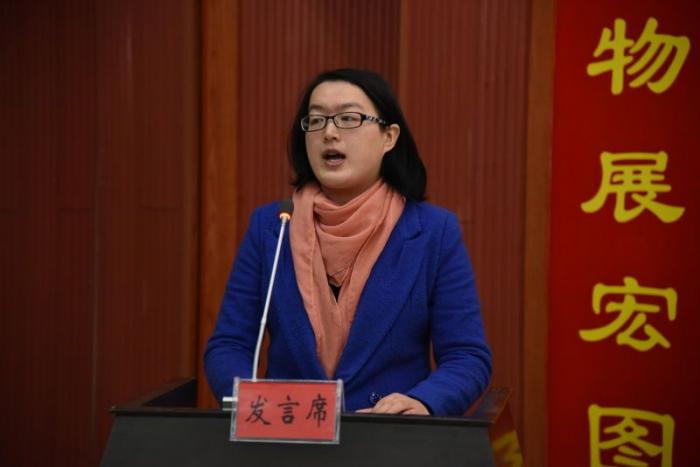 新塘镇妇联主席康素敏.jpg