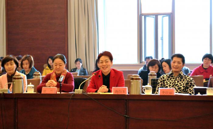 省民政厅党组书记、厅长唐白玉.JPG