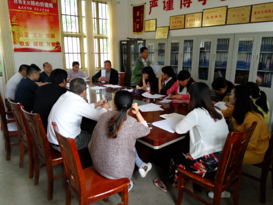 谷洲镇中学宣誓签名活动.png
