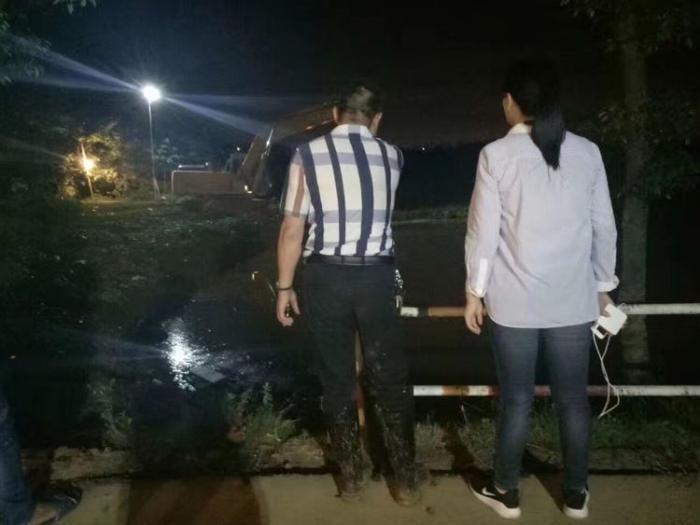 张妹辉5.JPG