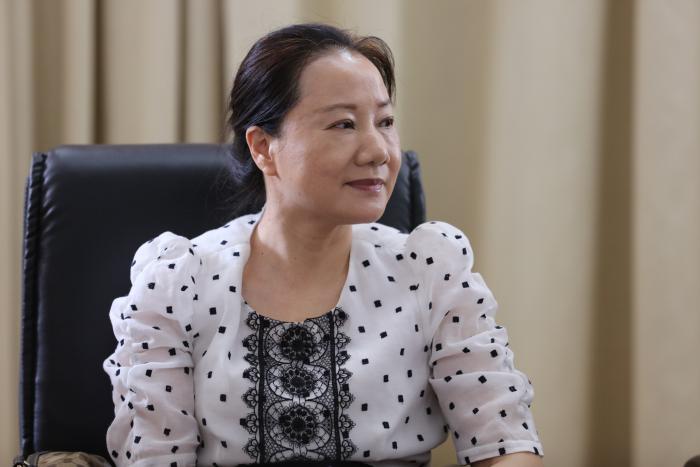 省妇联党组书记、主席姜欣出席听取各位专家意见并讲话.JPG