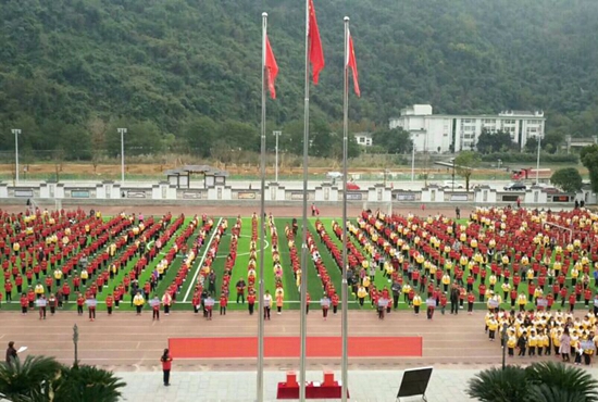 为9岁白血病男孩匡涵现场募捐.jpg