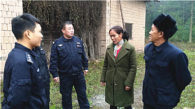女子被拐21年 终和家人团聚.jpg