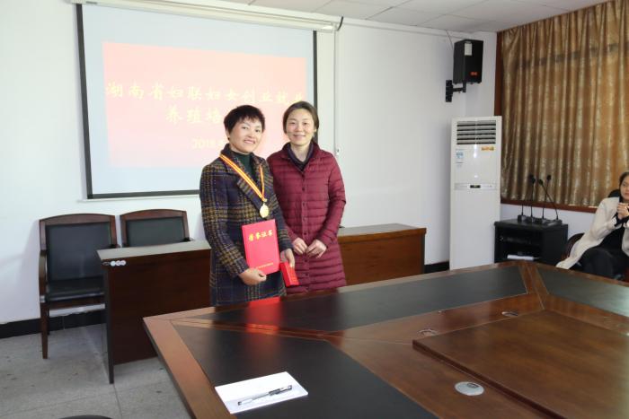 标兵2.jpg