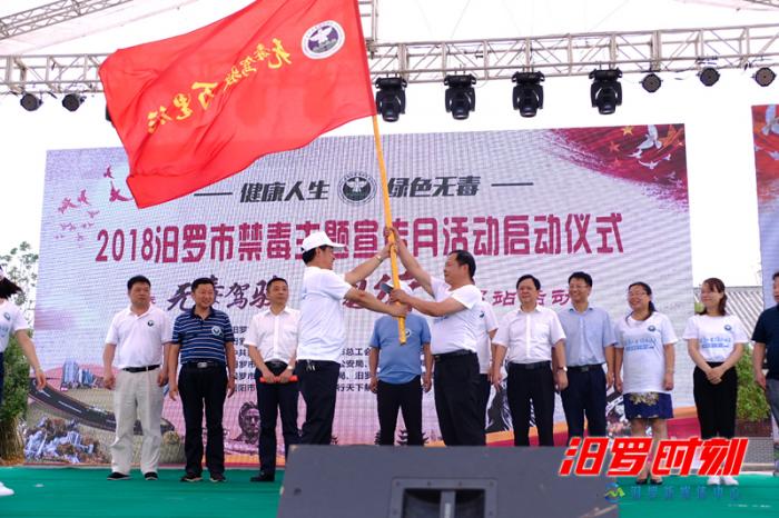 142120594ld3.jpg