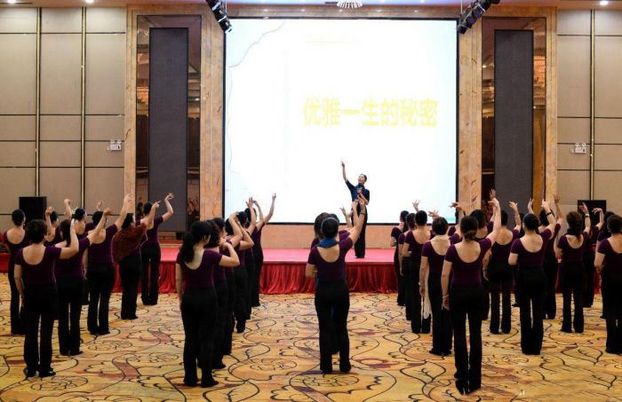 微信图片_201901061850079_副本.jpg