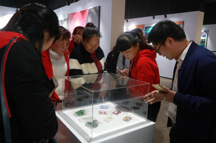 微信图片_201903271556572_副本.jpg