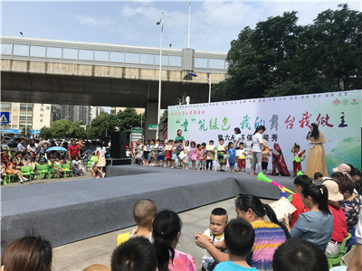 社区为优秀作品颁奖_副本.jpg