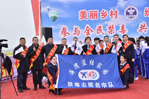 4d8a877295f91708c6d48847740ef0f.jpg