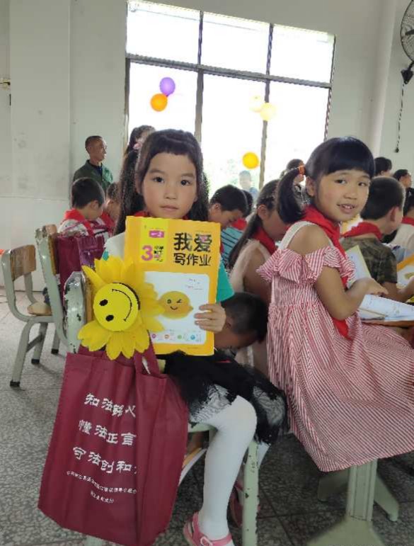 微信图片_20190619165726.jpg