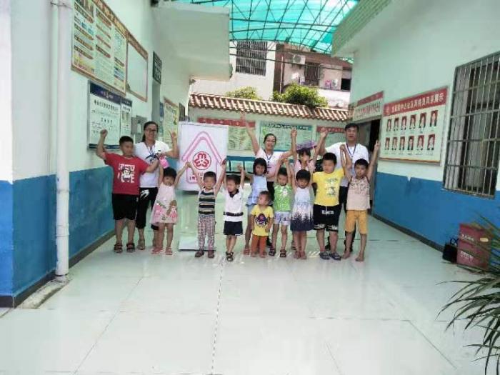 c5f0e806b5a0d8354005b96adc10f60.jpg