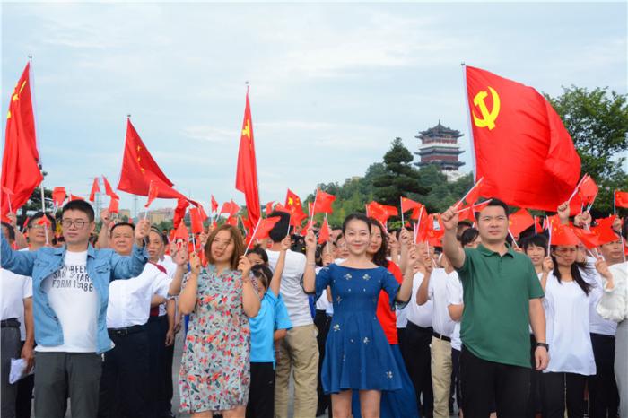万人快闪2.jpg