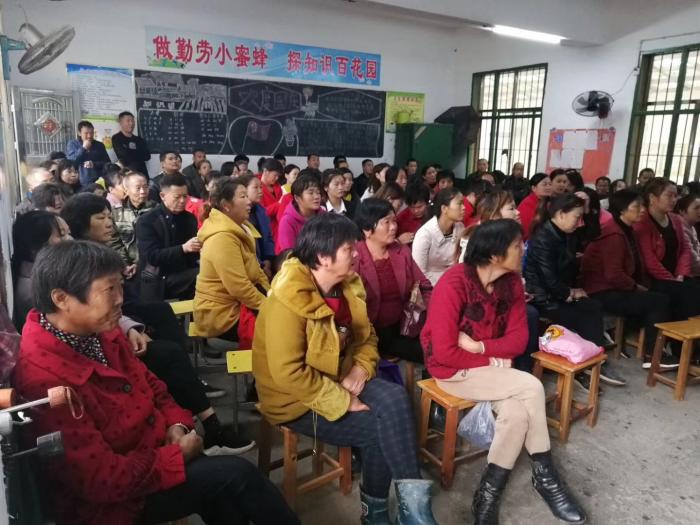 预防近视科普行（中心小学课堂2）.jpg