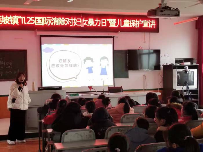 火连坡镇中学1.jpg