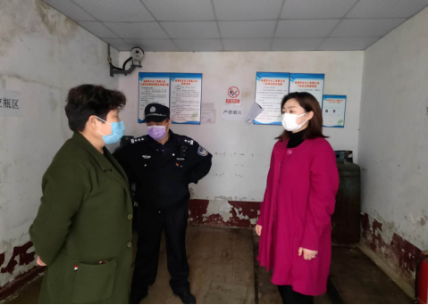 纪工委书记刘莲约谈同丰化工液化气站李晓云落实安全生产责任.png