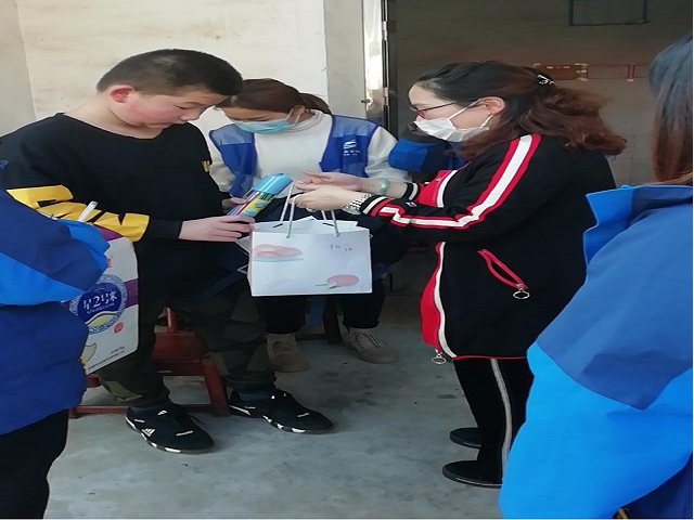 困境儿童5.png